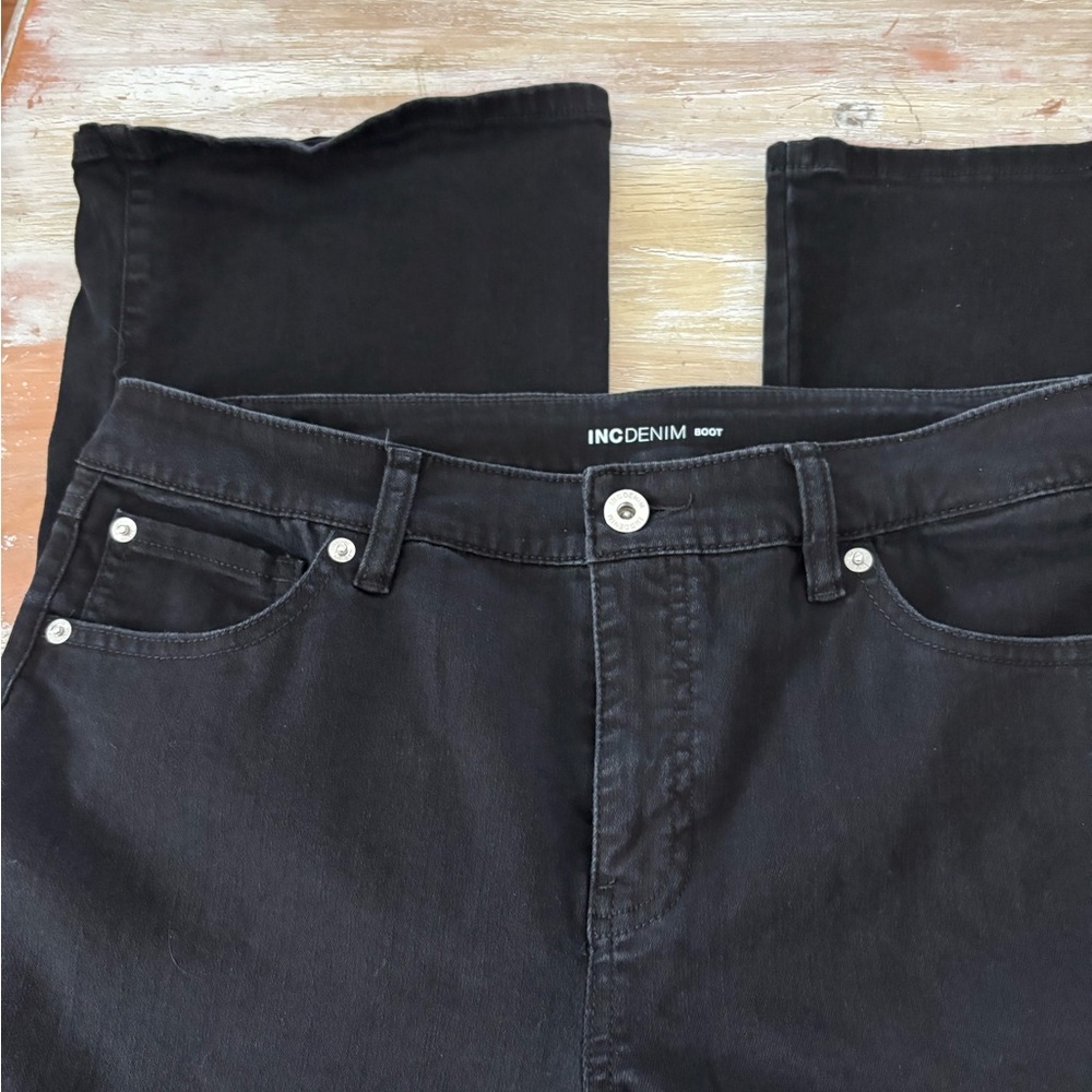 Women’s Black Jeans